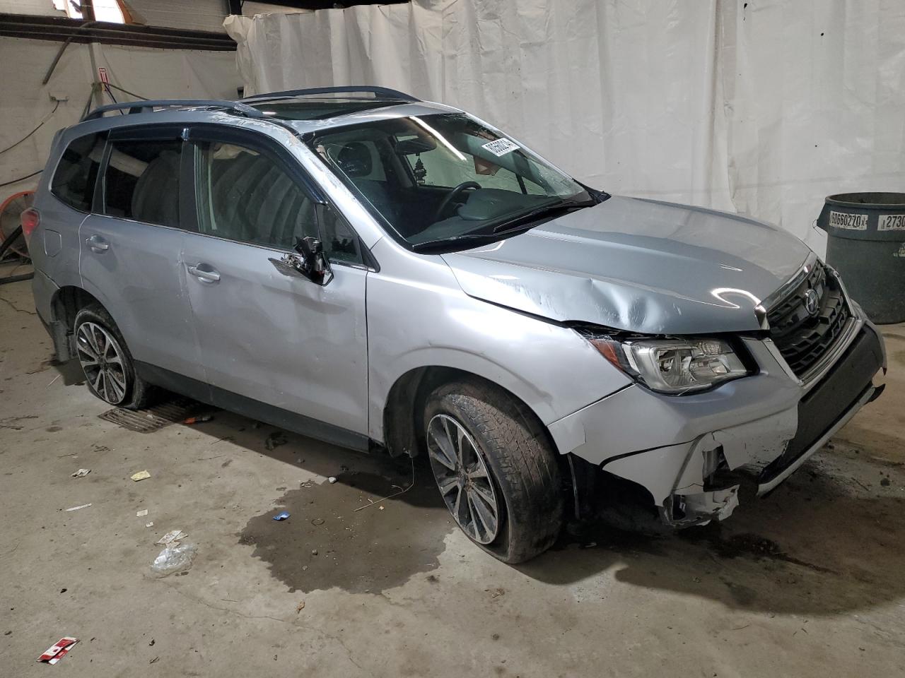 VIN JF2SJGEC4HH453022 2017 SUBARU FORESTER no.4