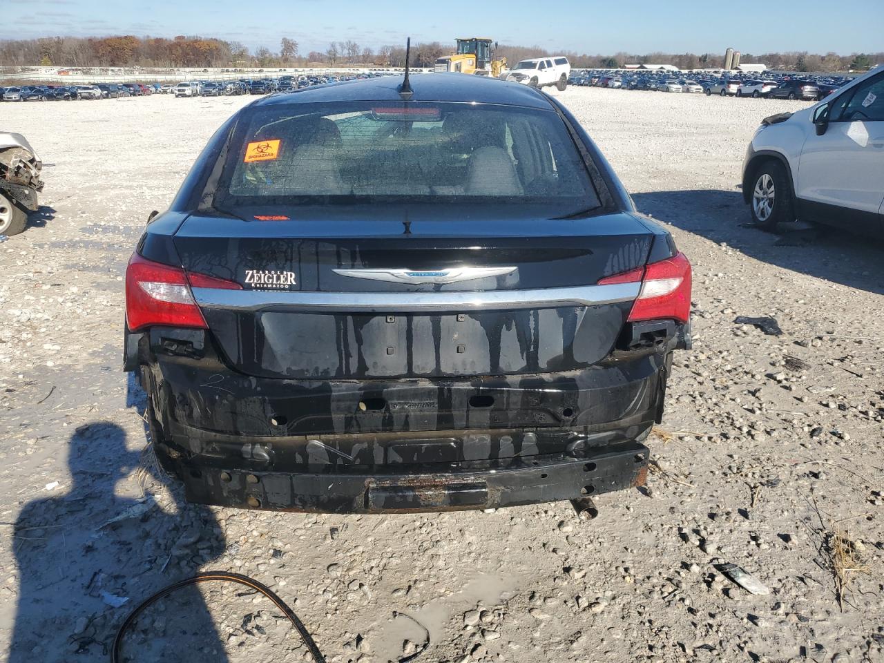 2014 Chrysler 200 - Image 6