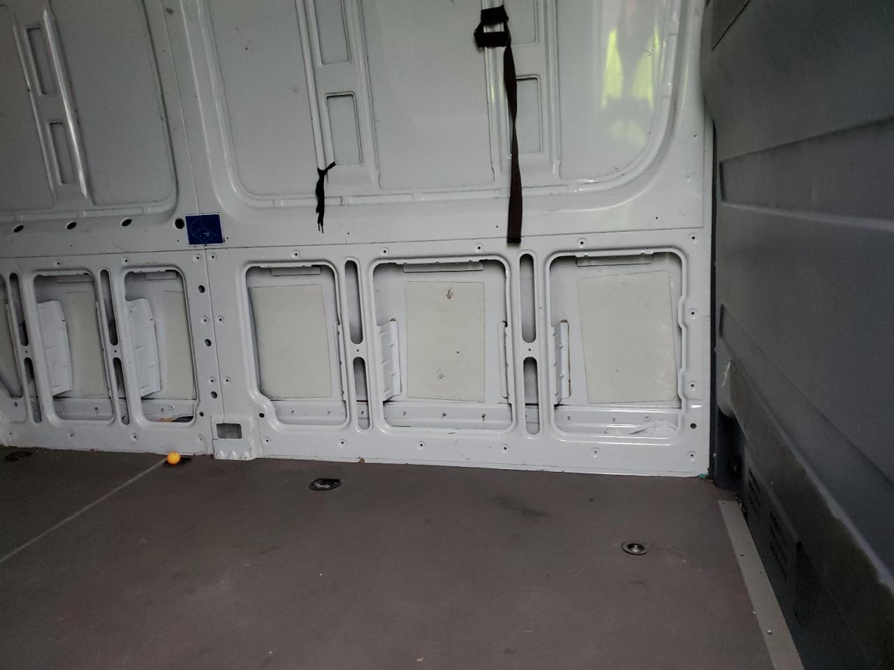 2019 Mercedes-Benz Sprinter - Image 11