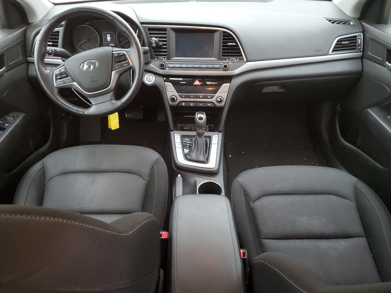 2017 Hyundai Elantra - Image 8