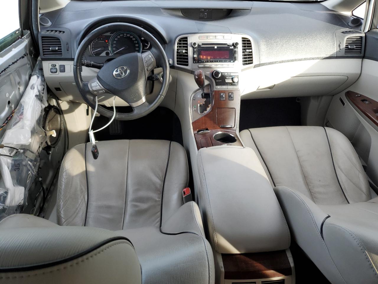 2012 Toyota Venza - Image 8