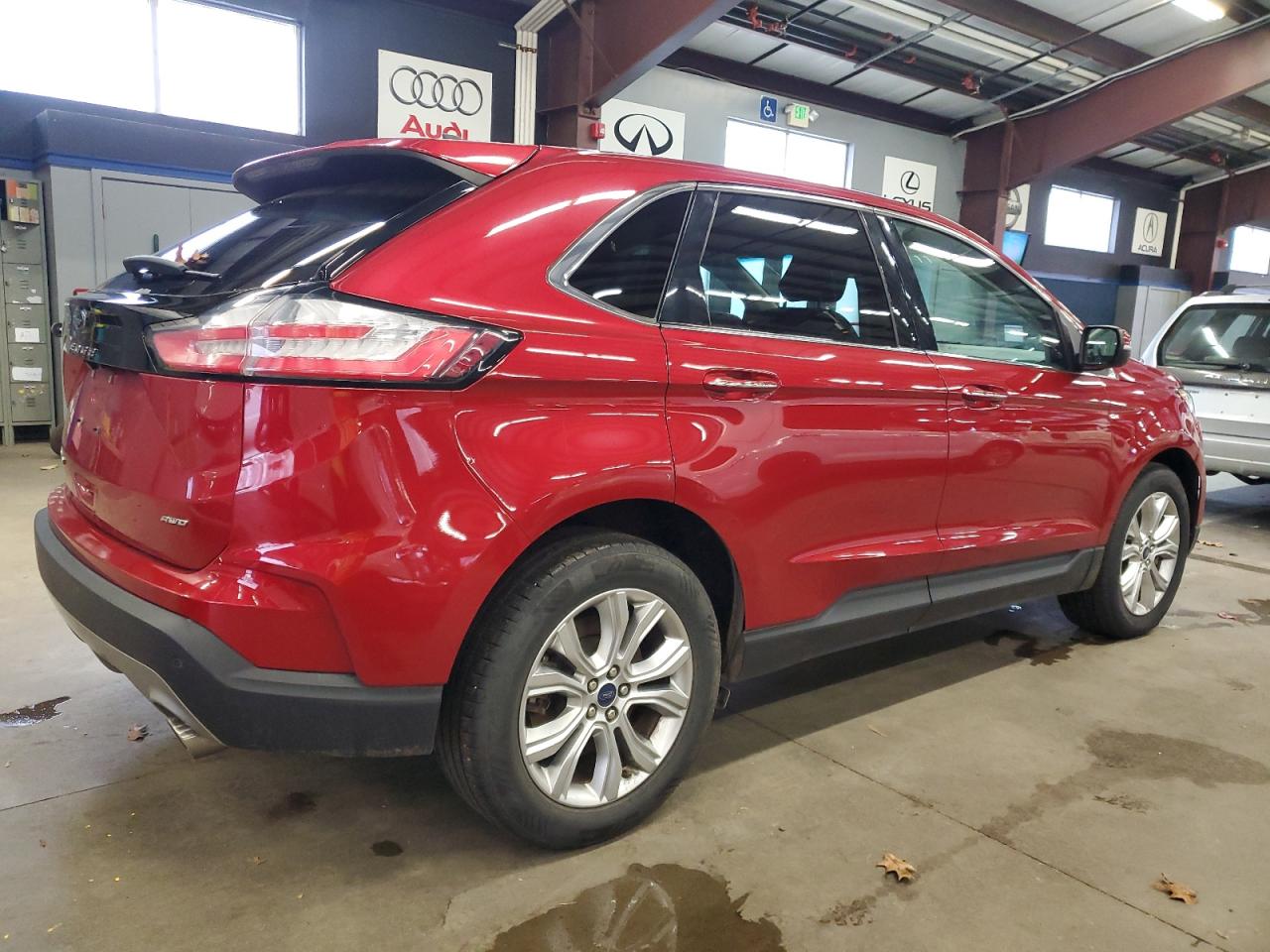 2022 Ford Edge - Image 3