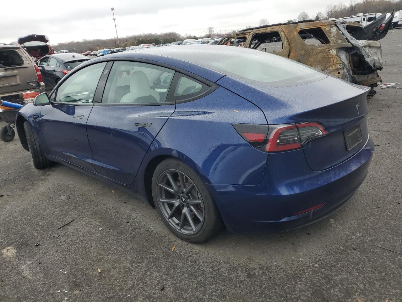 VIN 5YJ3E1EA2PF512943 2023 TESLA MODEL 3 no.2