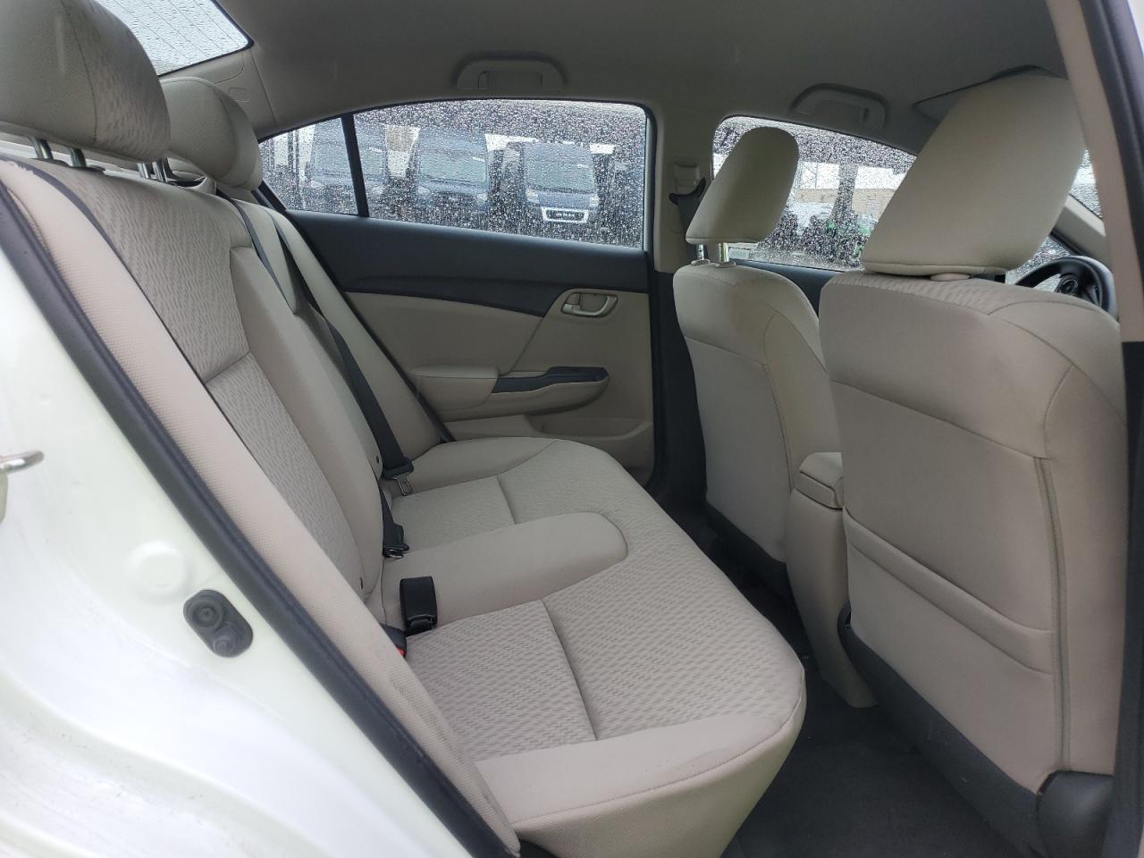 2015 Honda Civic - Image 11