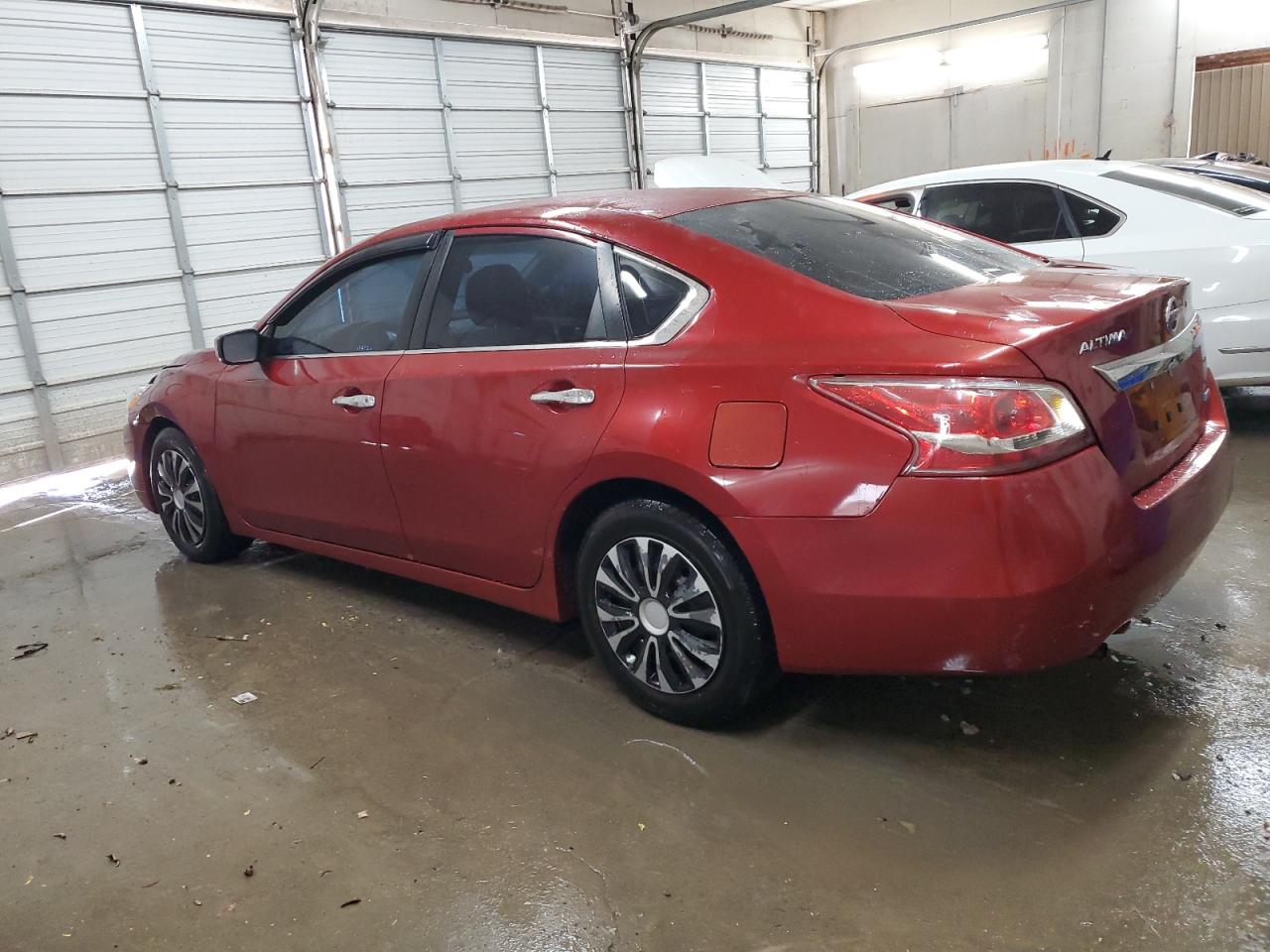 2013 Nissan Altima - Image 2