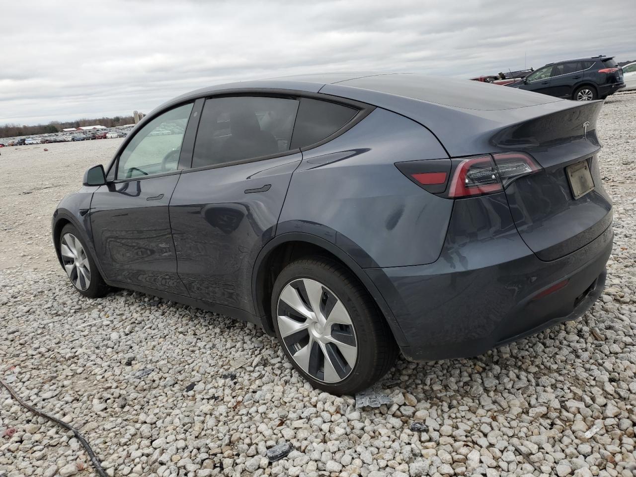 VIN 5YJYGDEEXLF010647 2020 TESLA MODEL Y no.2