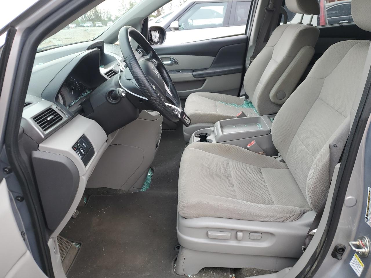 2017 Honda Odyssey - Image 7