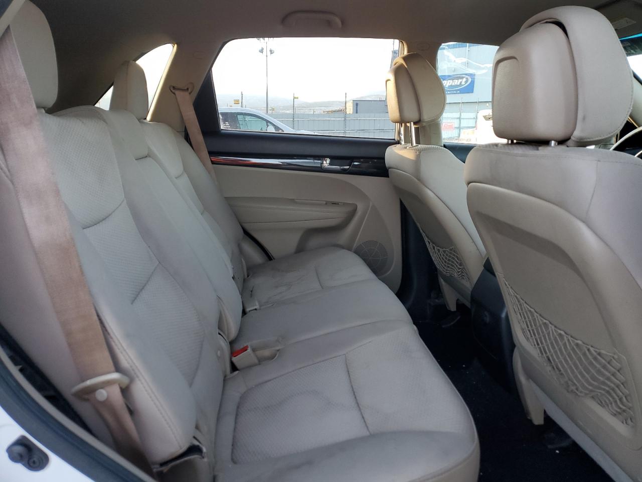 2011 Kia Sorento - Image 11