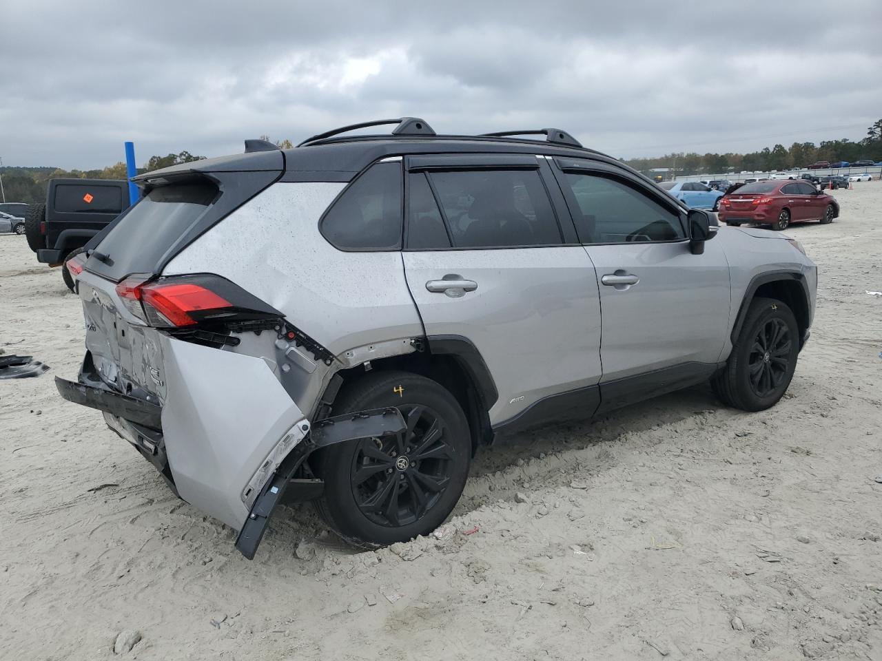 2023 Toyota RAV 4 - Image 3