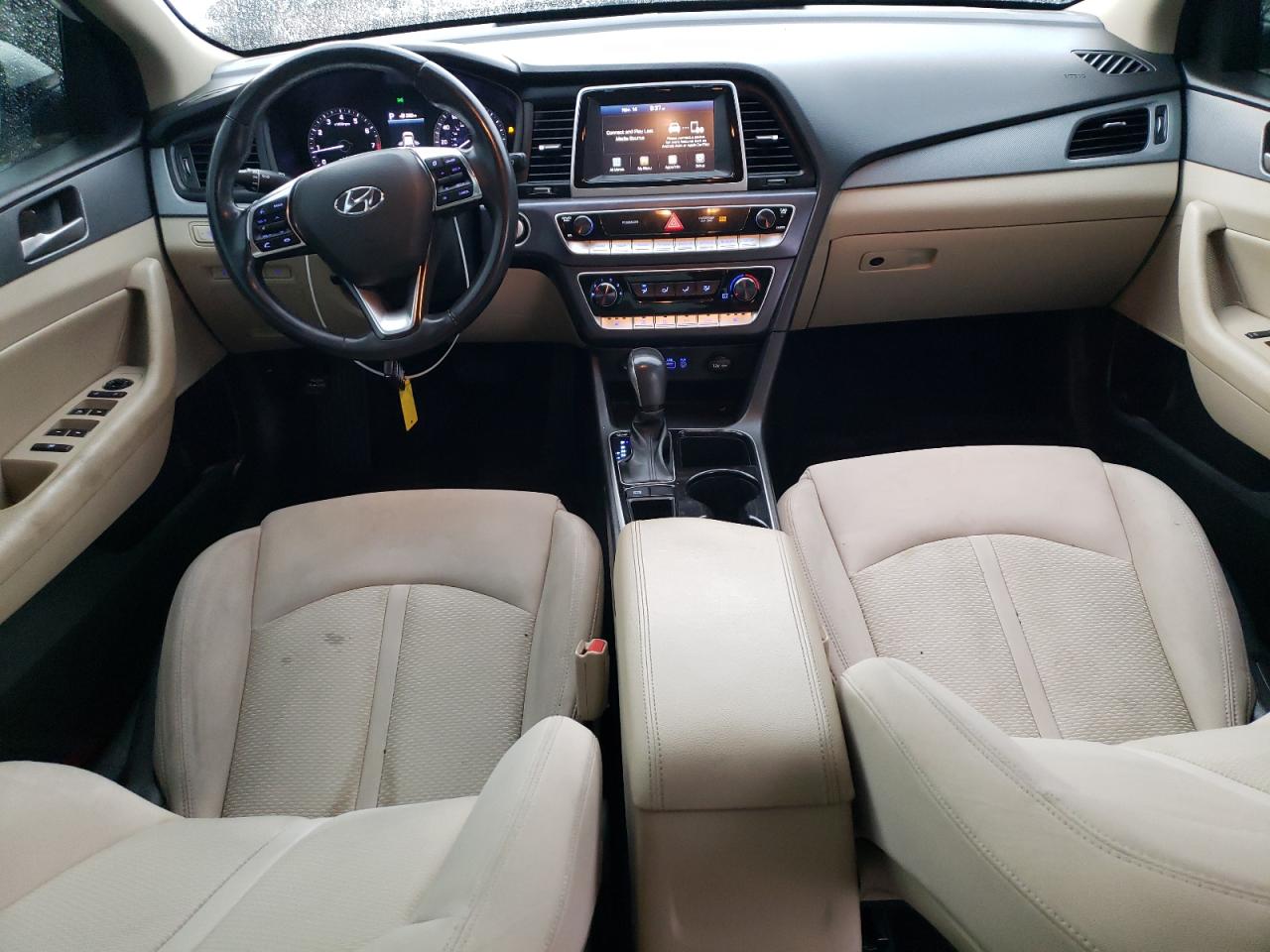 2018 Hyundai Sonata - Image 8