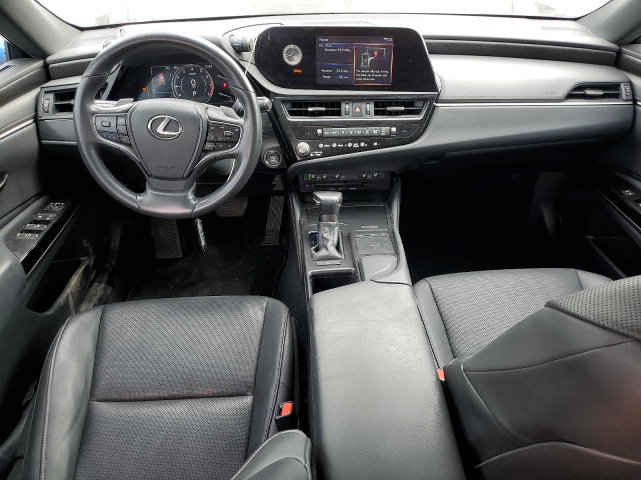 2022 Lexus ES - Image 8