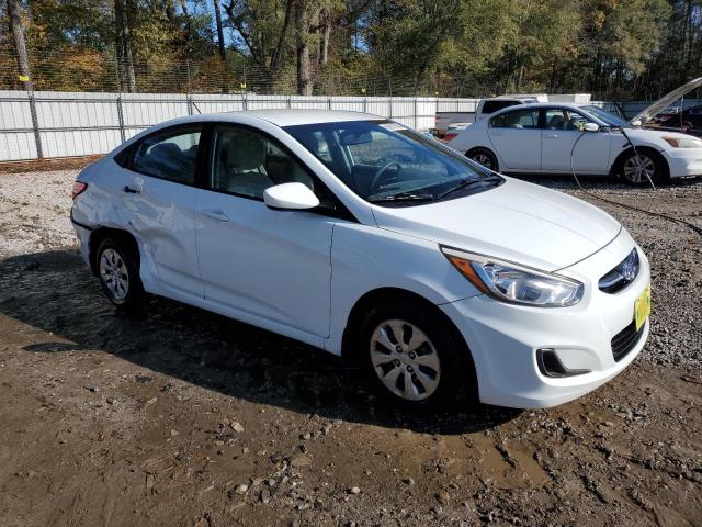  HYUNDAI ACCENT 2015 Белы