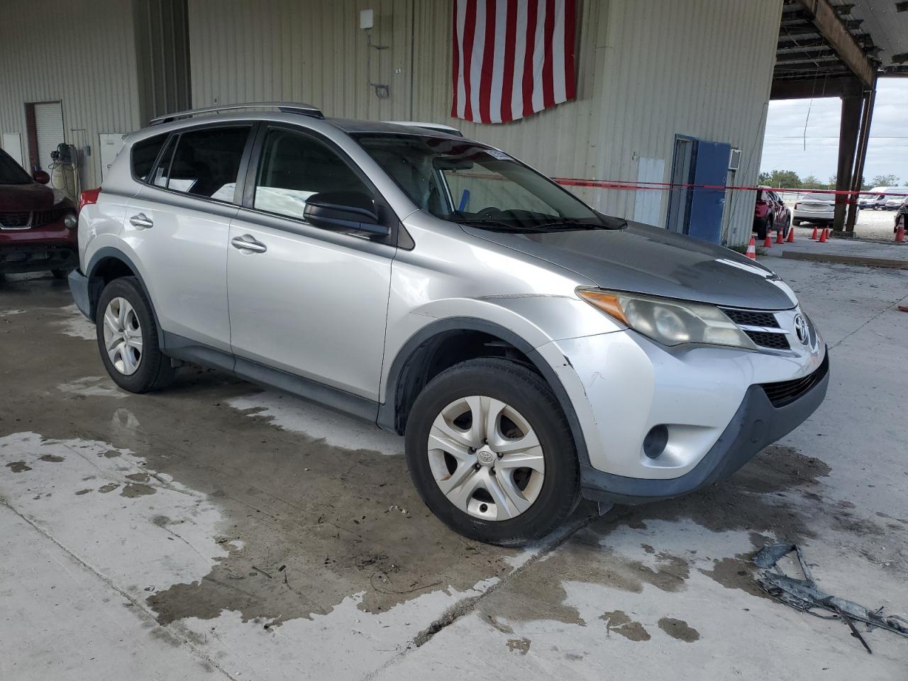 2015 Toyota RAV 4 - Image 4