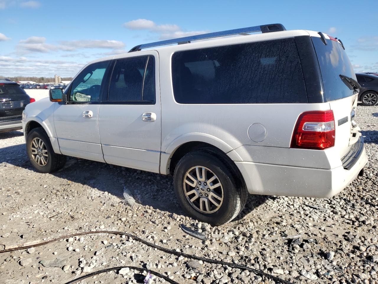 2012 Ford Expedition - Image 2