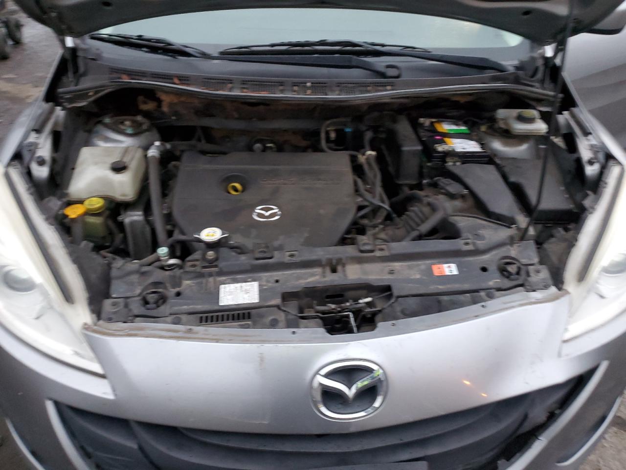 2012 Mazda 5 - Image 11
