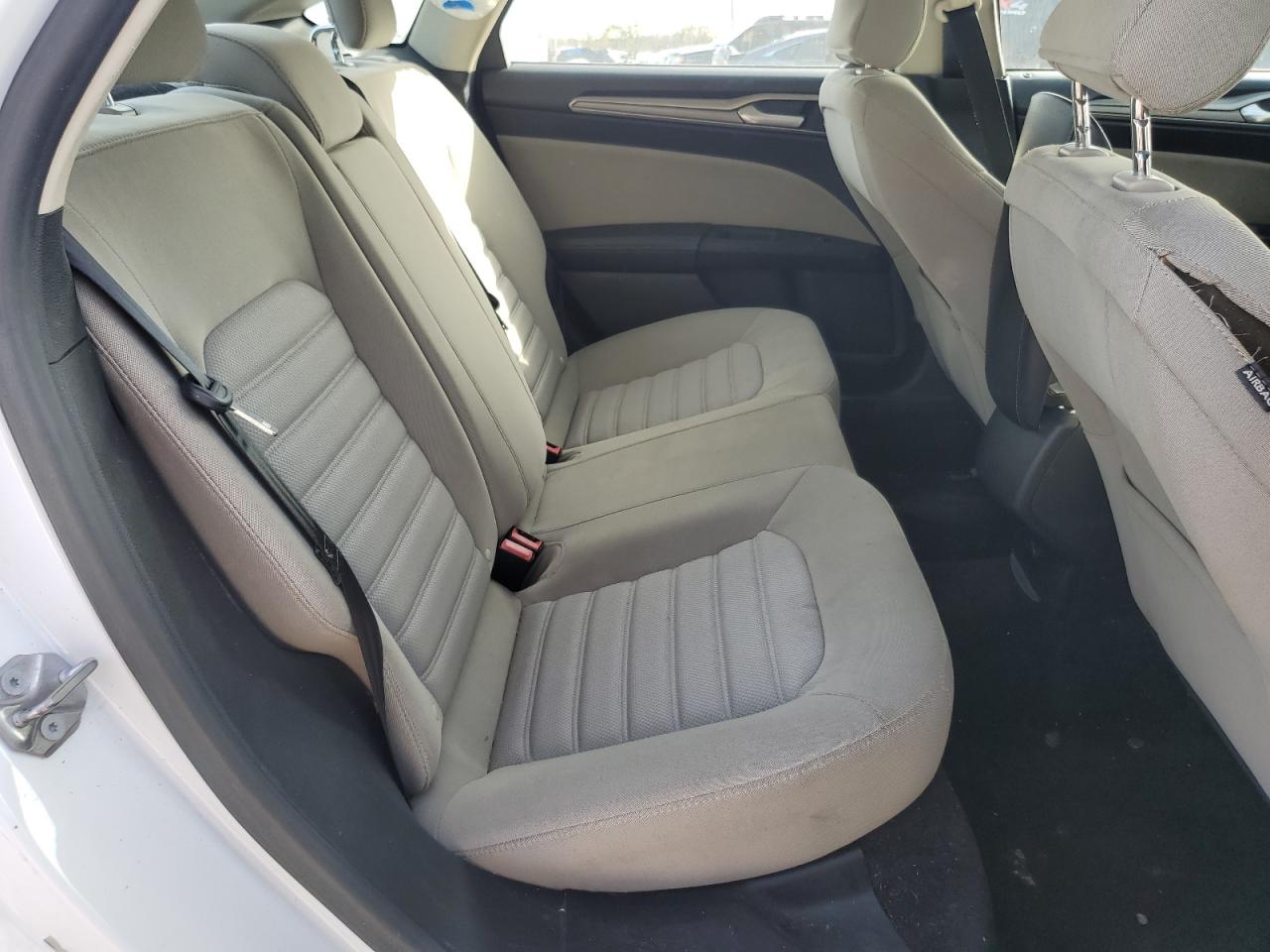 2017 Ford Fusion - Image 11