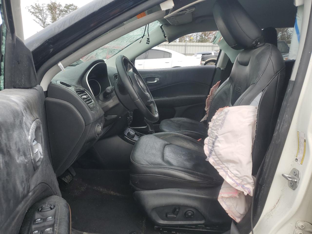 2018 Jeep Compass - Image 7