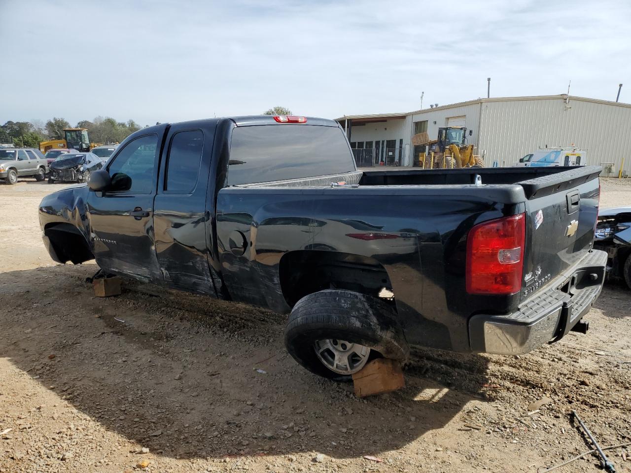 2011 Chevrolet Silverado - Image 2