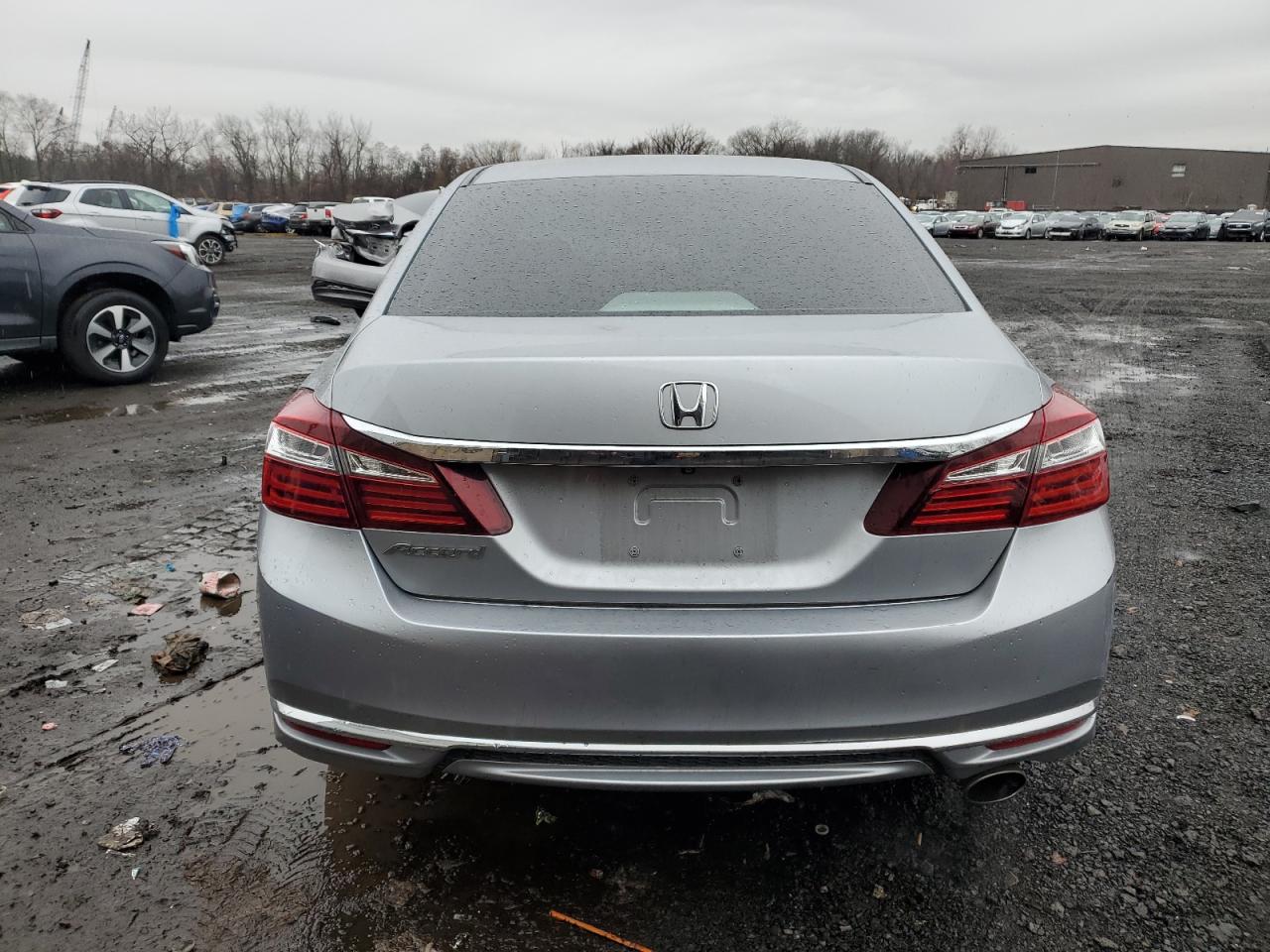 2017 Honda Accord - Image 6