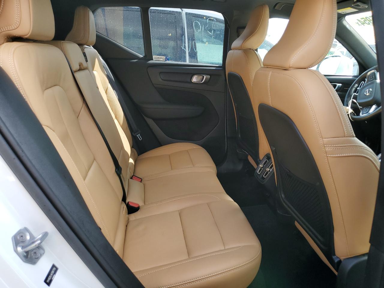 2019 Volvo XC40 - Image 11