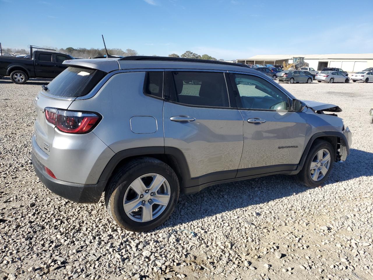 2022 Jeep Compass - Image 3