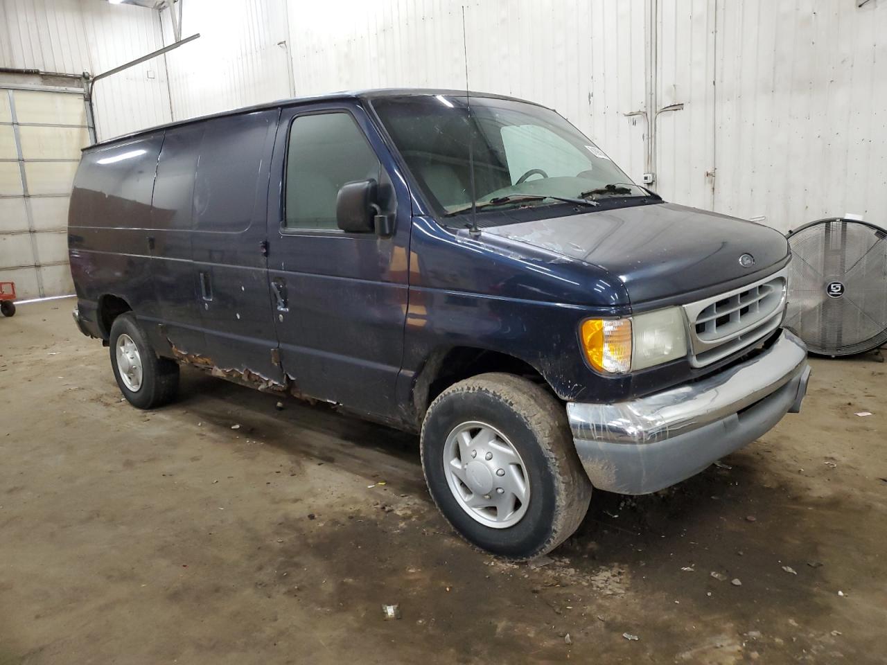 2001 Ford Econoline - Image 4