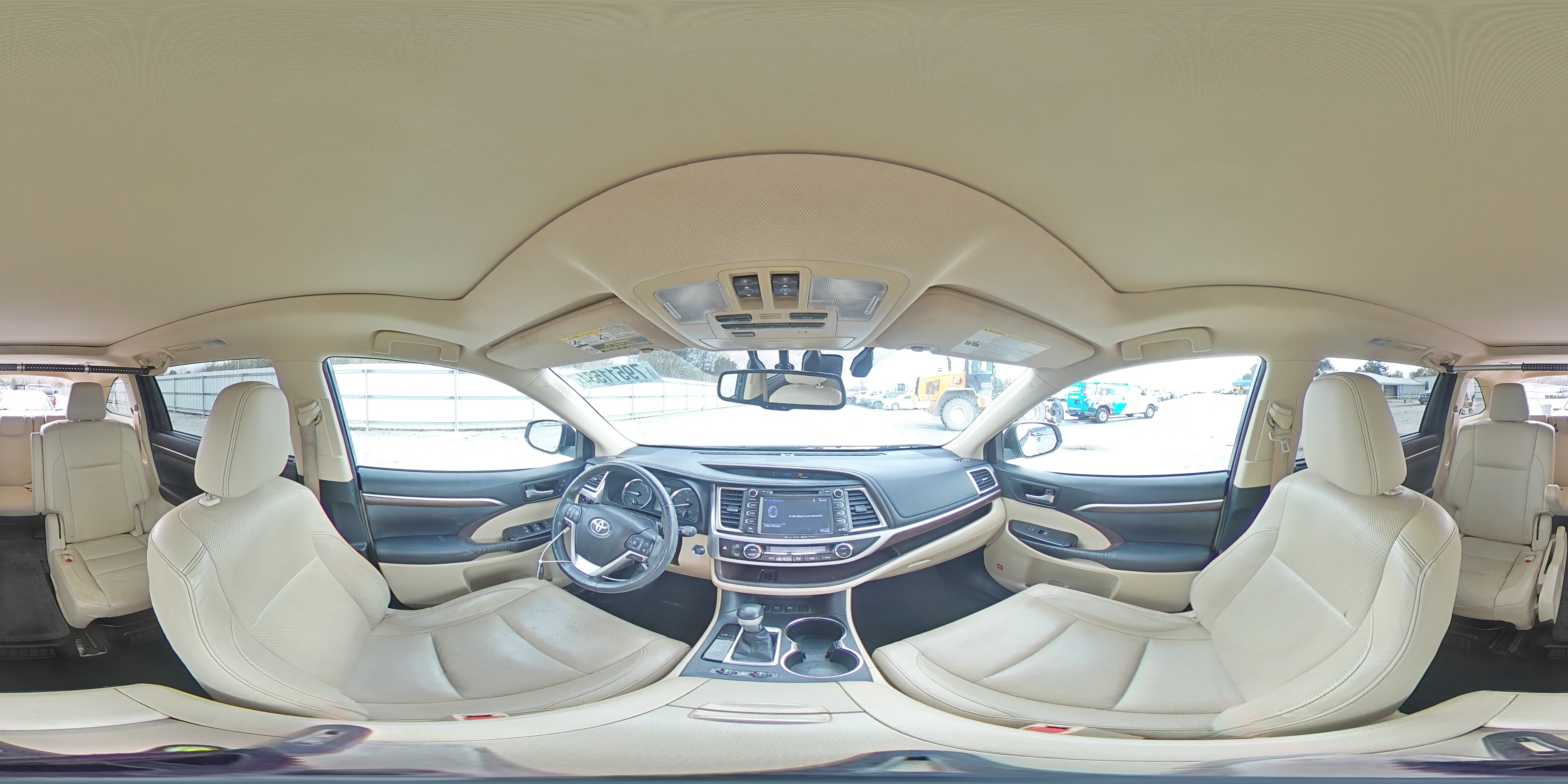 2016 Toyota Highlander - Image 13
