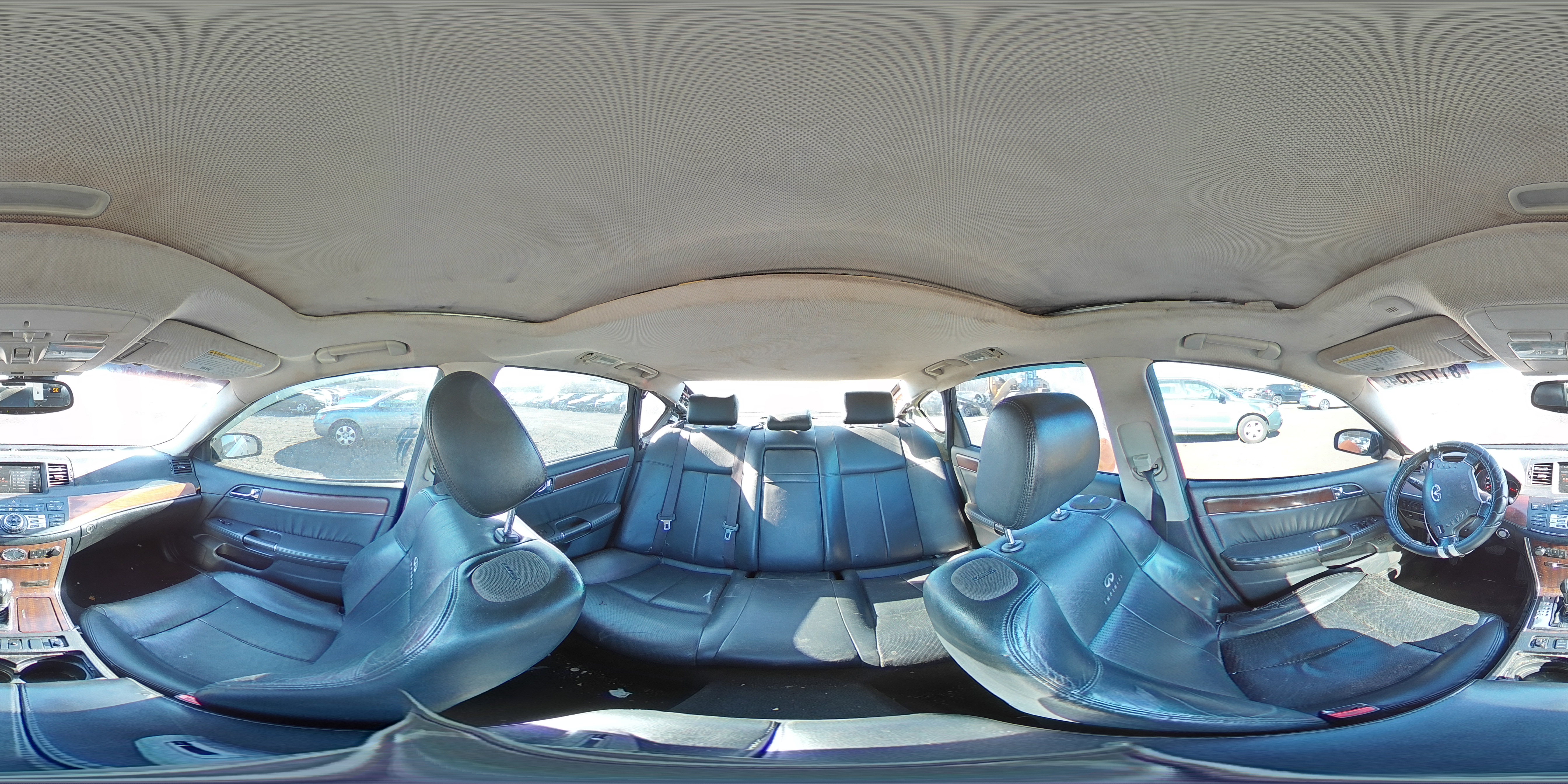 2009 Infiniti M - Image 13