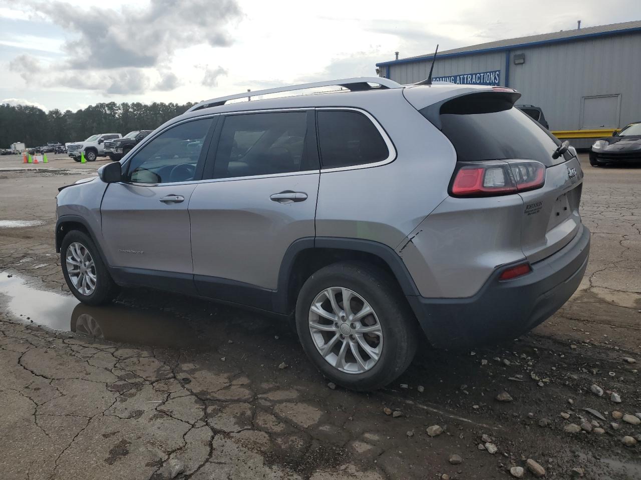 2019 Jeep Grand Cherokee - Image 2