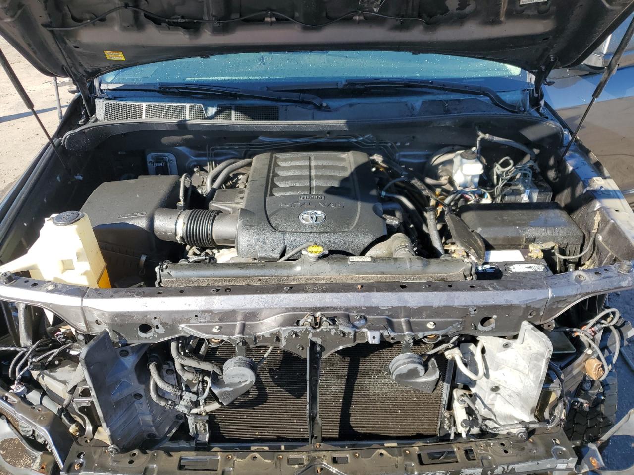 2013 Toyota Tundra - Image 11
