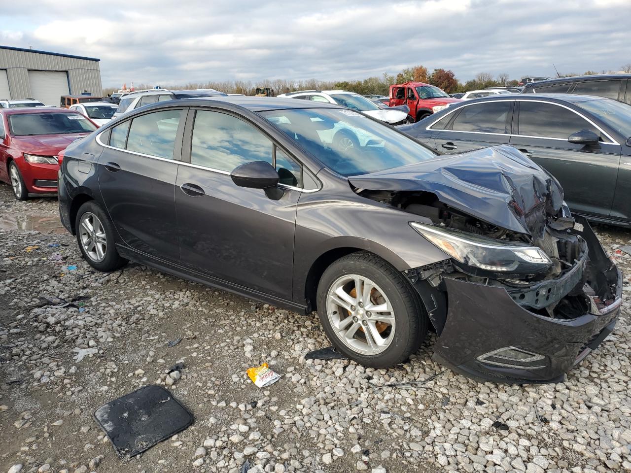 2017 Chevrolet Cruze - Image 4