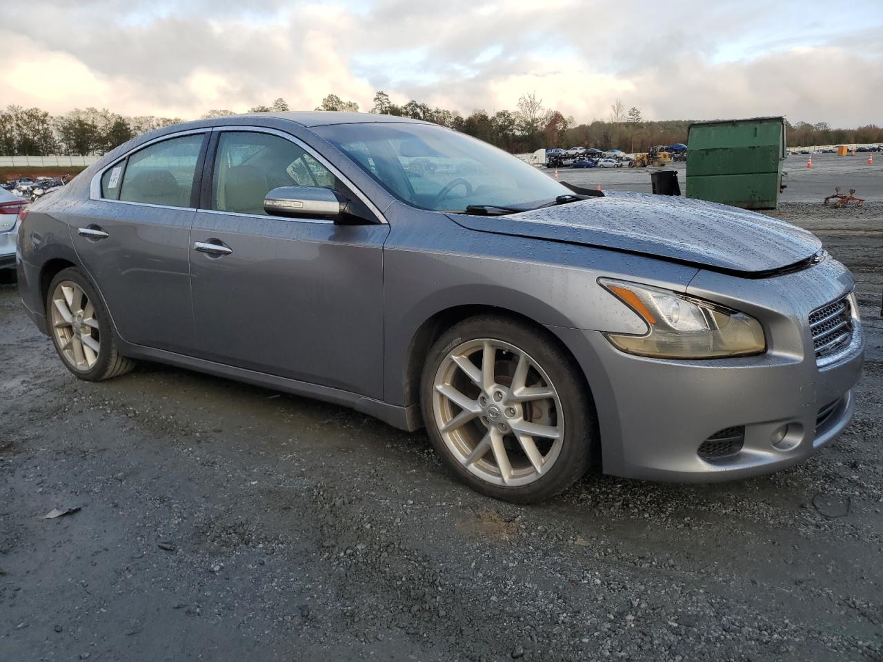 2009 Nissan Maxima - Image 4