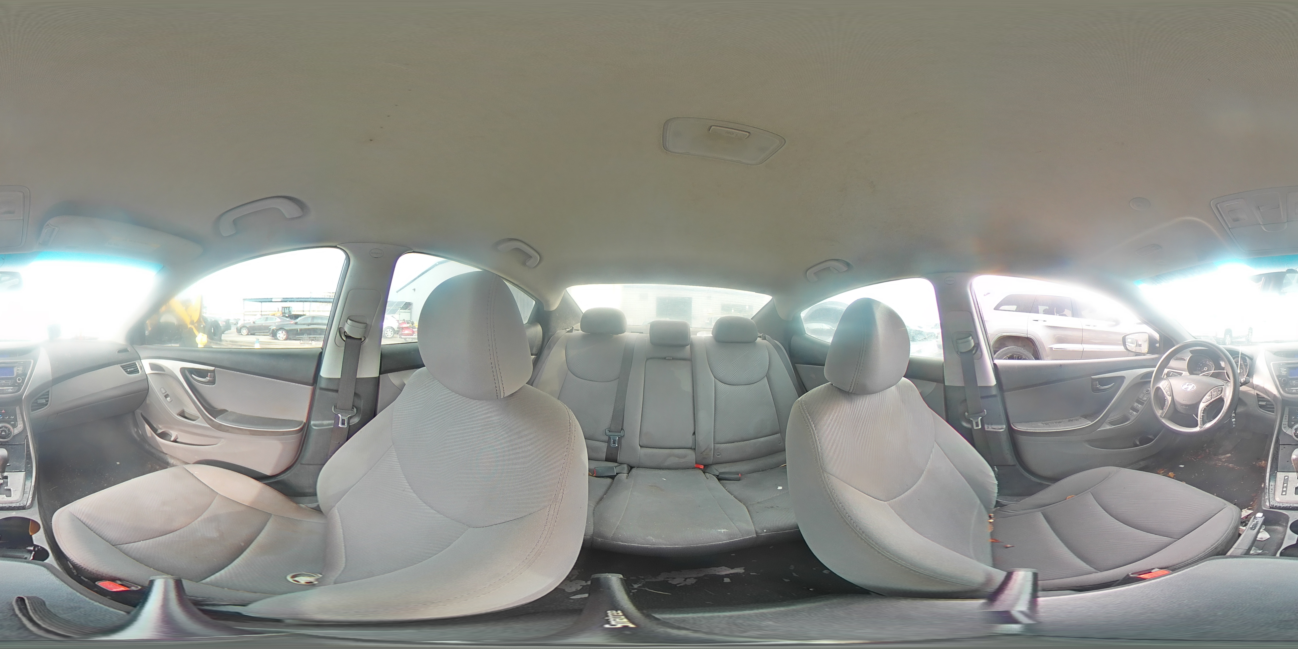 2013 Hyundai Elantra - Image 14