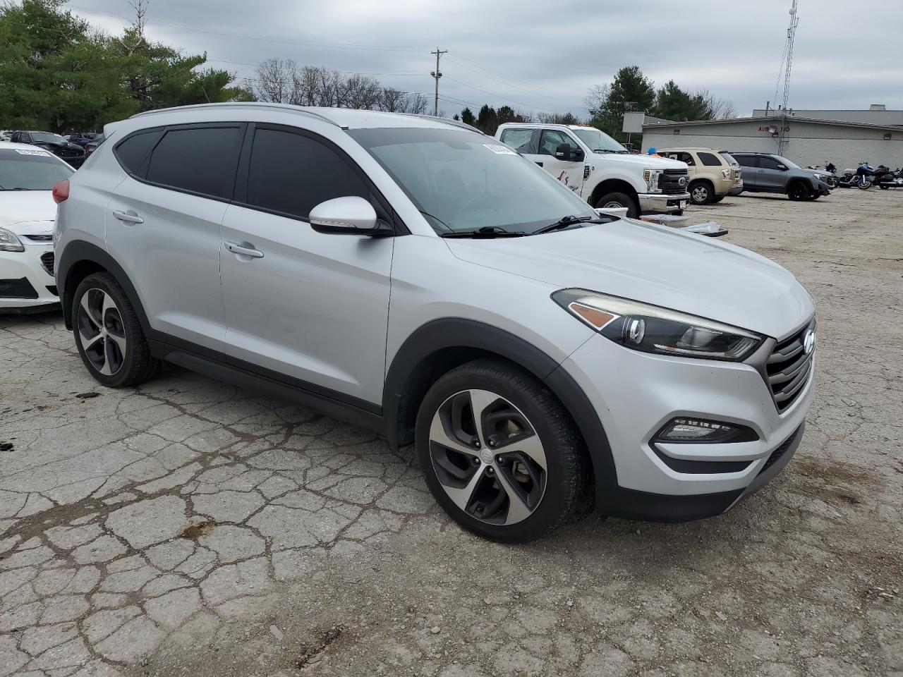 2016 Hyundai Tucson - Image 4