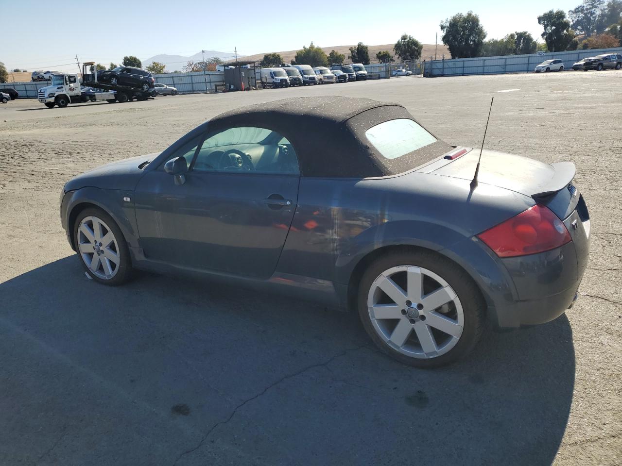 2003 Audi TT - Image 2