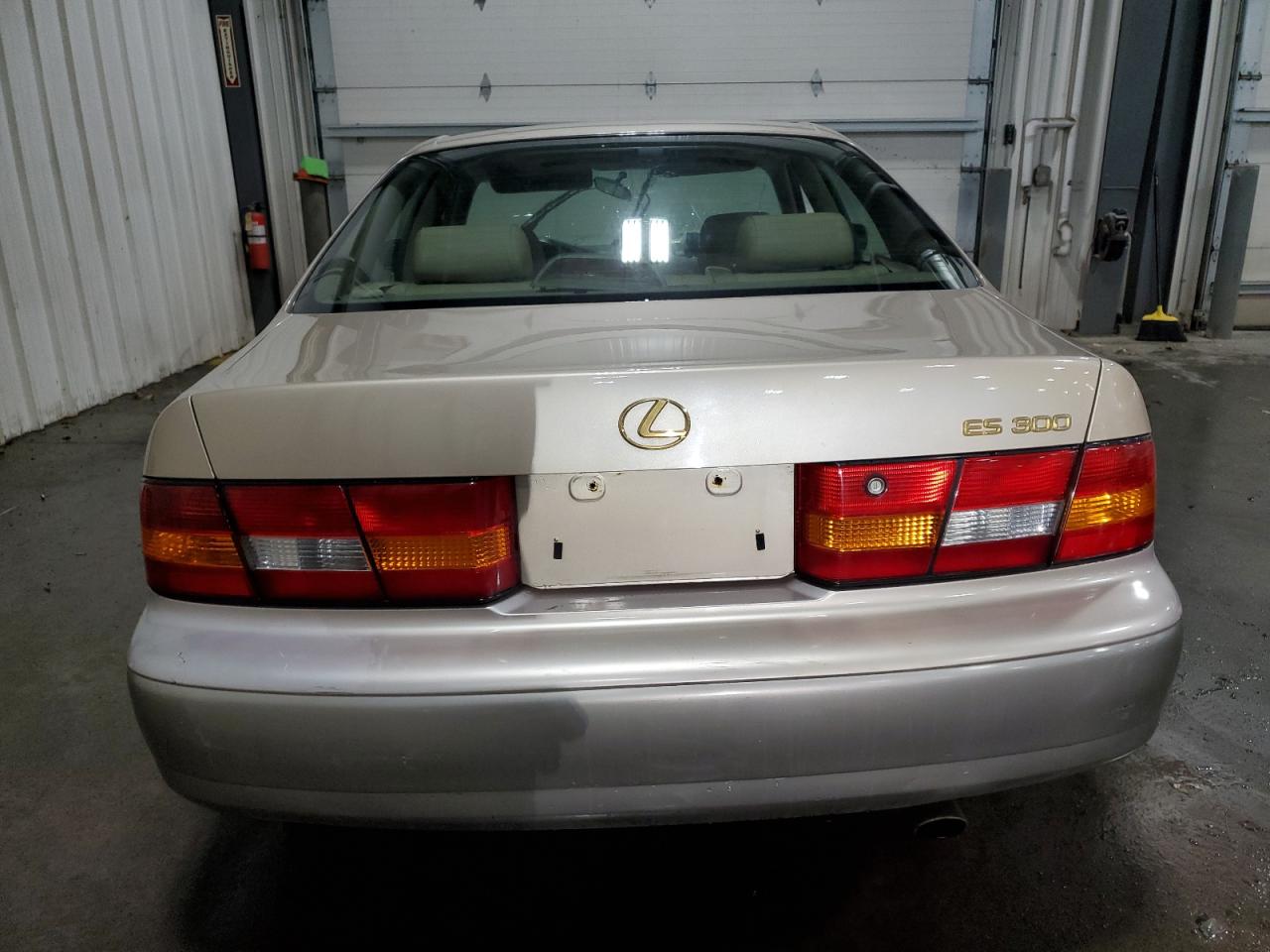 1999 Lexus Es 300 VIN: JT8BF28G4X0167068 Lot: 79450924