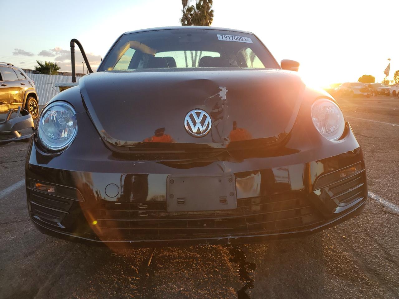 2019 Volkswagen Beetle - Image 5