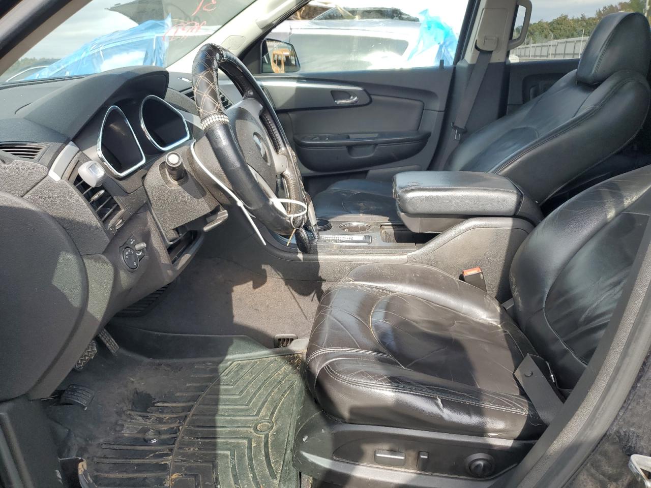 2010 Chevrolet Traverse - Image 7