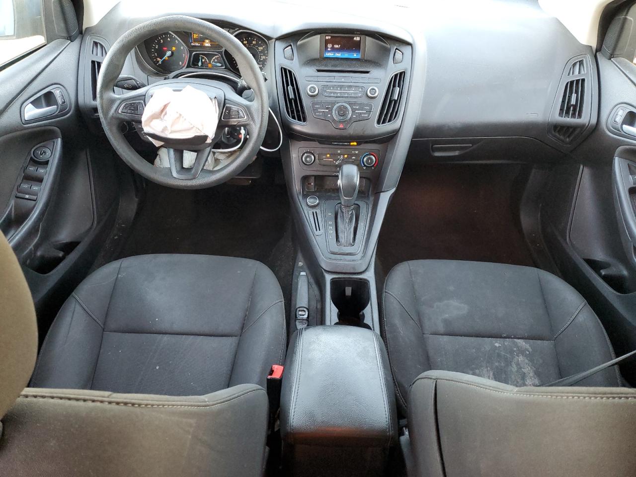 2017 Ford Focus - Image 8