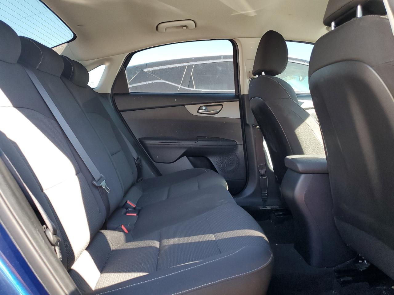 2019 Kia Forte - Image 10