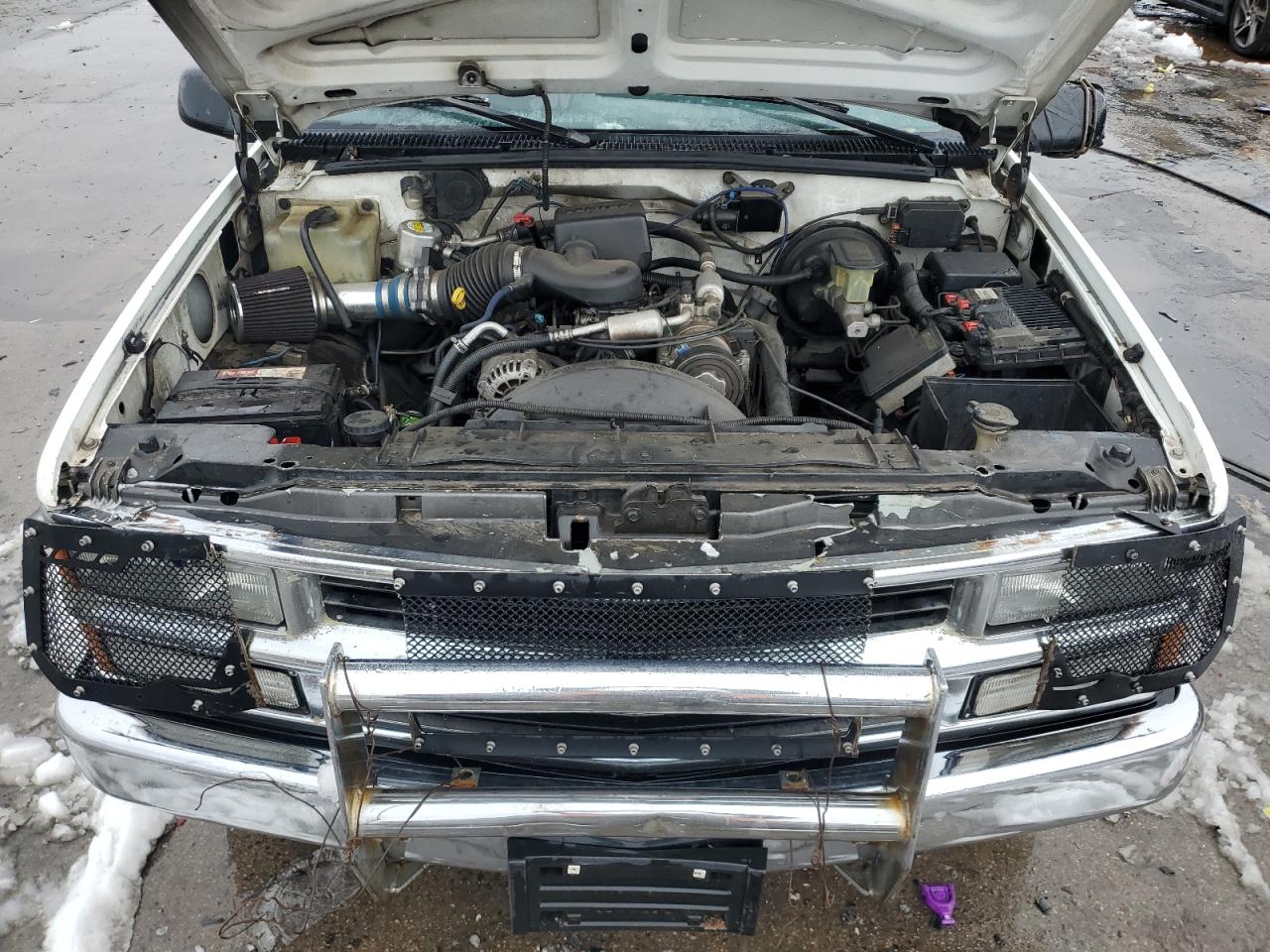 1996 Chevrolet GMT-400 - Image 11