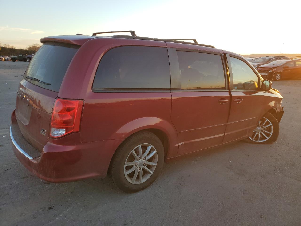 2016 Dodge Caravan - Image 3