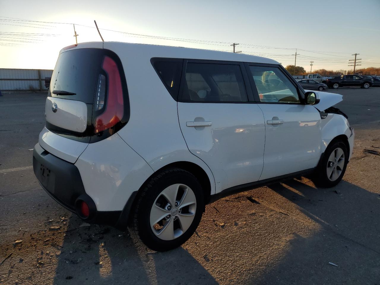 VIN KNDJN2A27E7063404 2014 KIA SOUL no.3