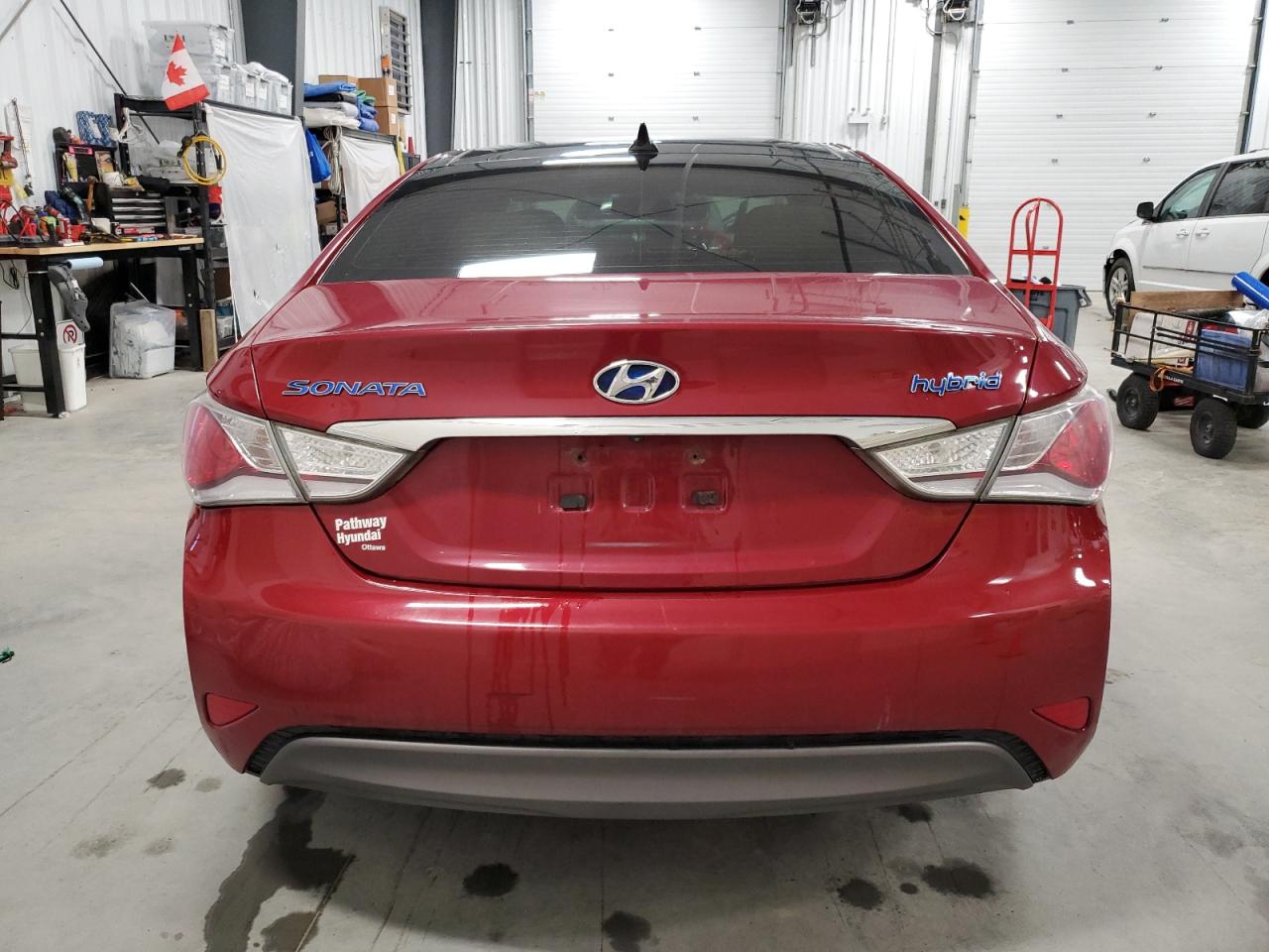 2012 Hyundai Sonata Hybrid VIN: KMHEC4A40CA060425 Lot: 82096104