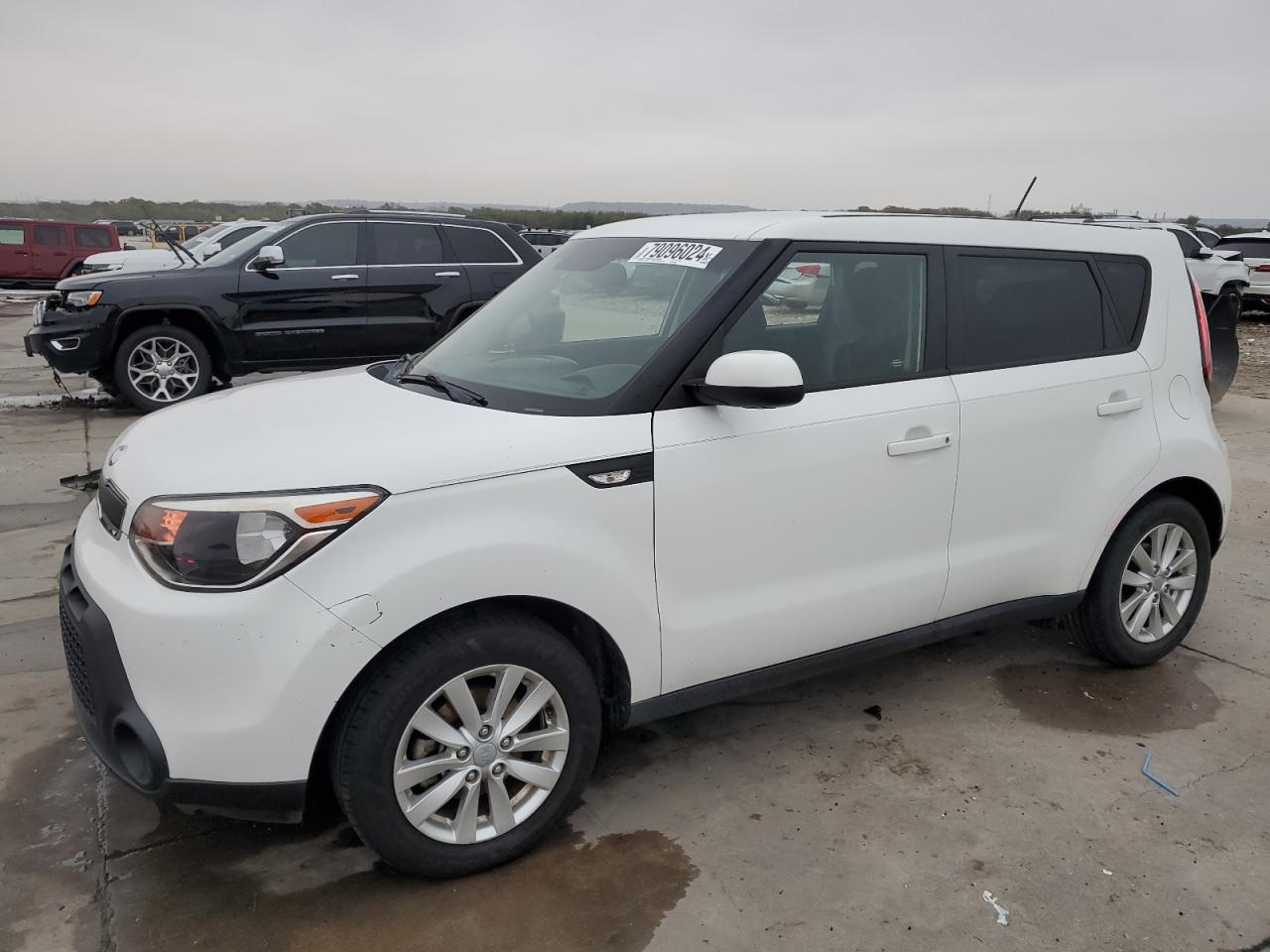 VIN KNDJN2A20E7018109 2014 KIA SOUL no.1