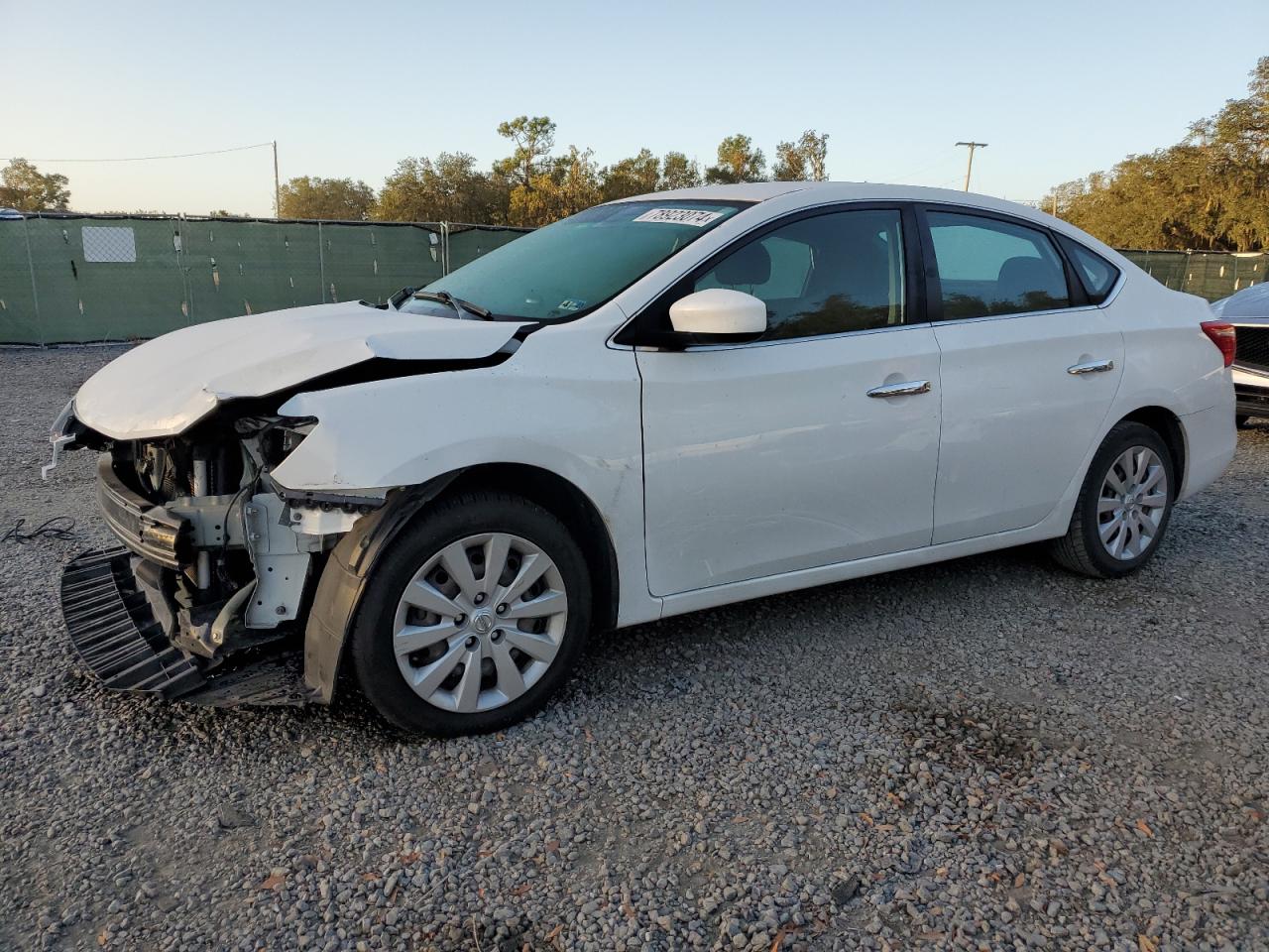 2017 Nissan Sentra S na sprzedaż w Riverview, FL - Front End