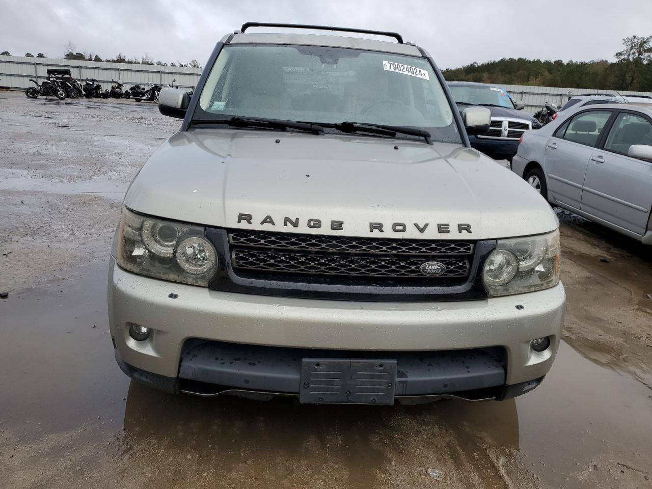 2012 Land Rover Range Rover - Image 5