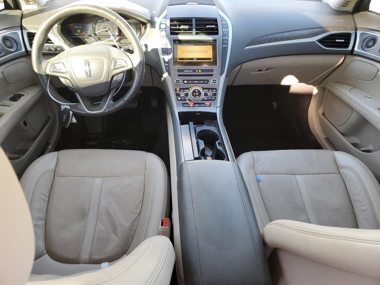 2018 Lincoln MKZ - Image 8
