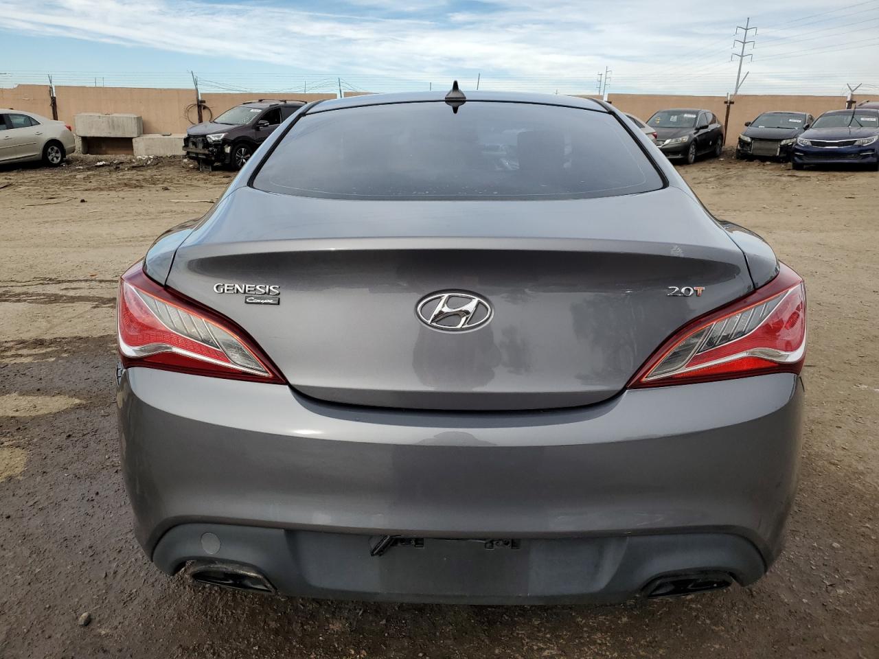 2014 Hyundai Genesis Coupe 2.0T VIN: KMHHT6KD4EU118710 Lot: 79562654