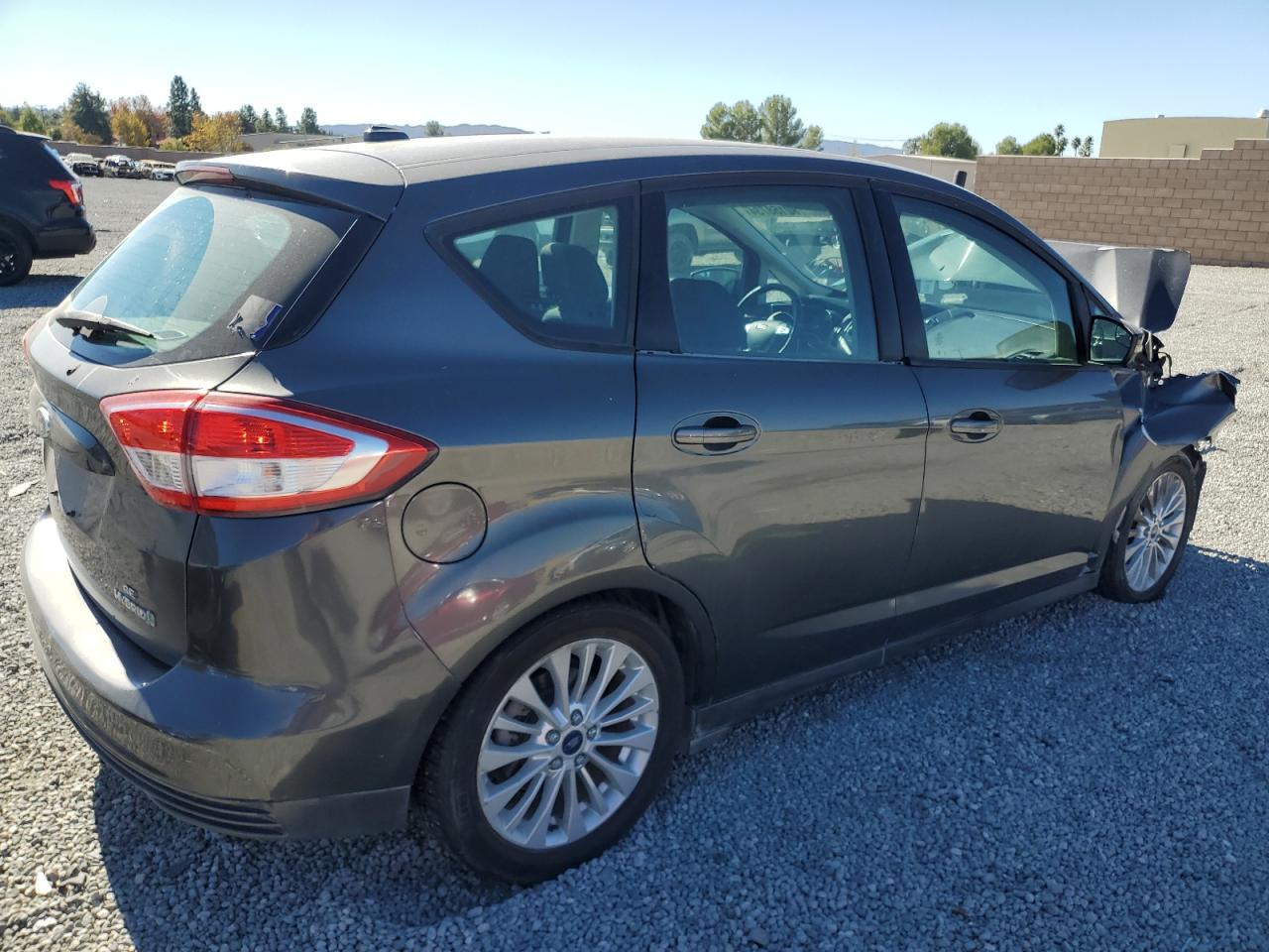 VIN 1FADP5AU6HL118971 2017 FORD CMAX no.3